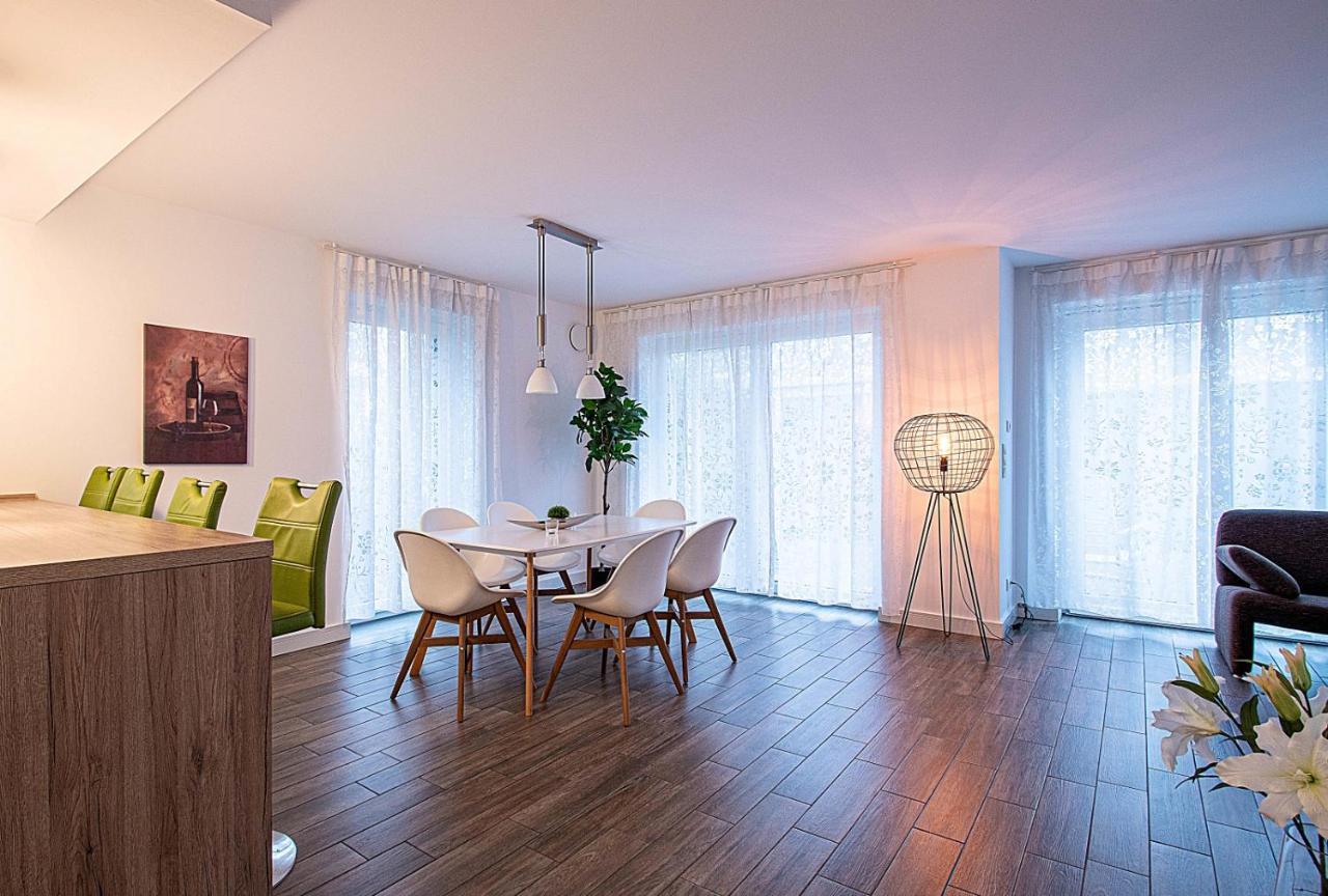 130qm Haus Mit 3 Schlafzimmern, Sauna, Parkplatz Apartment *