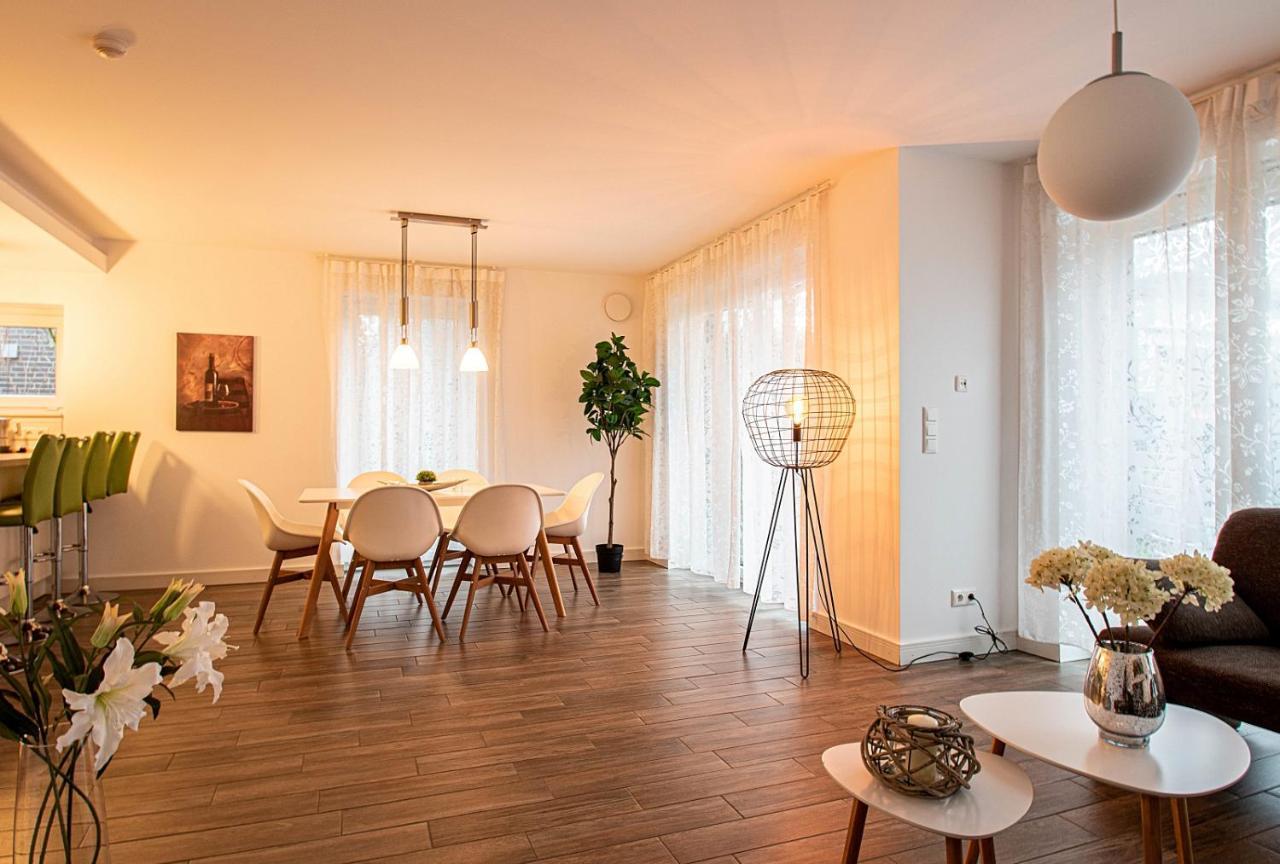 130qm Haus Mit 3 Schlafzimmern, Sauna, Parkplatz Apartment *